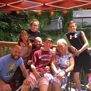 Meet your Posher, Juan